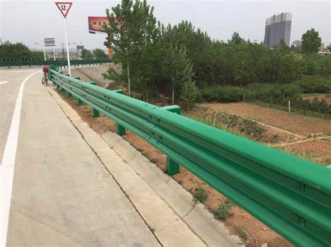 寧波波形護(hù)護(hù)欄怎么分類？