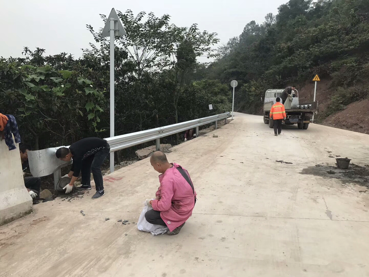 波形護欄怎么驗收？